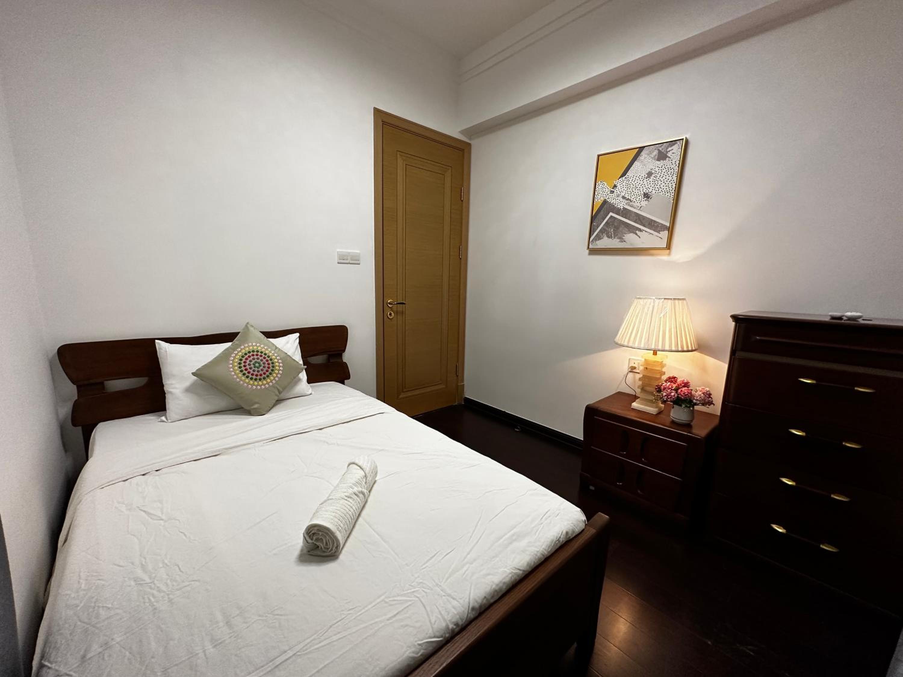 R&F Princess Cove by StayHere - 3BR with balcony