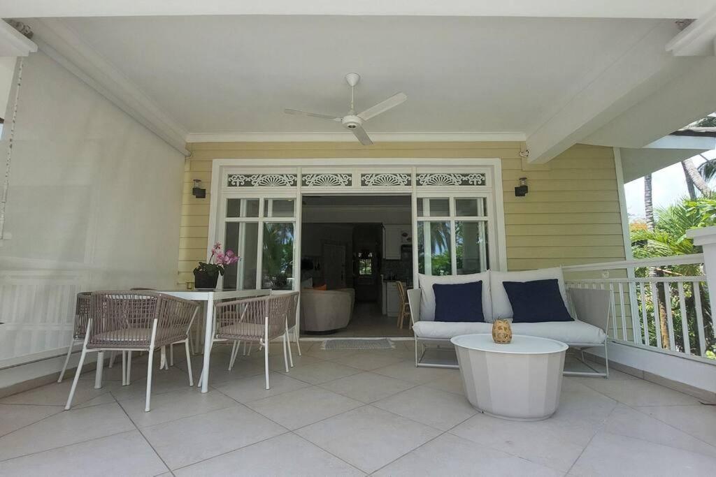 Playa Las Ballenas Oceanfront