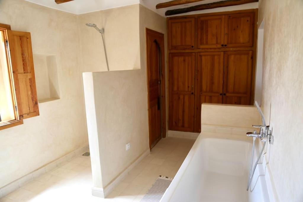 Photo 42