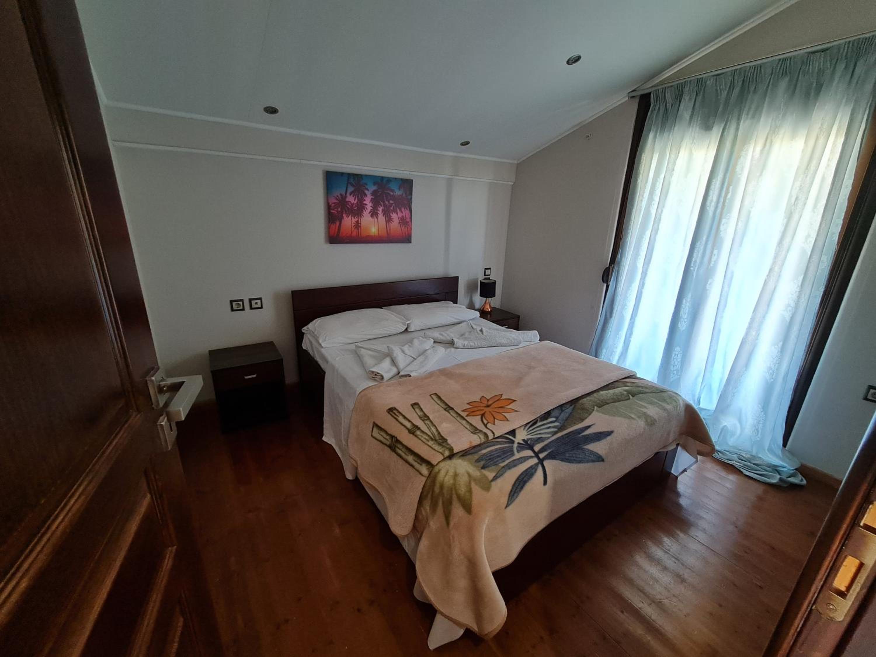 Akis house