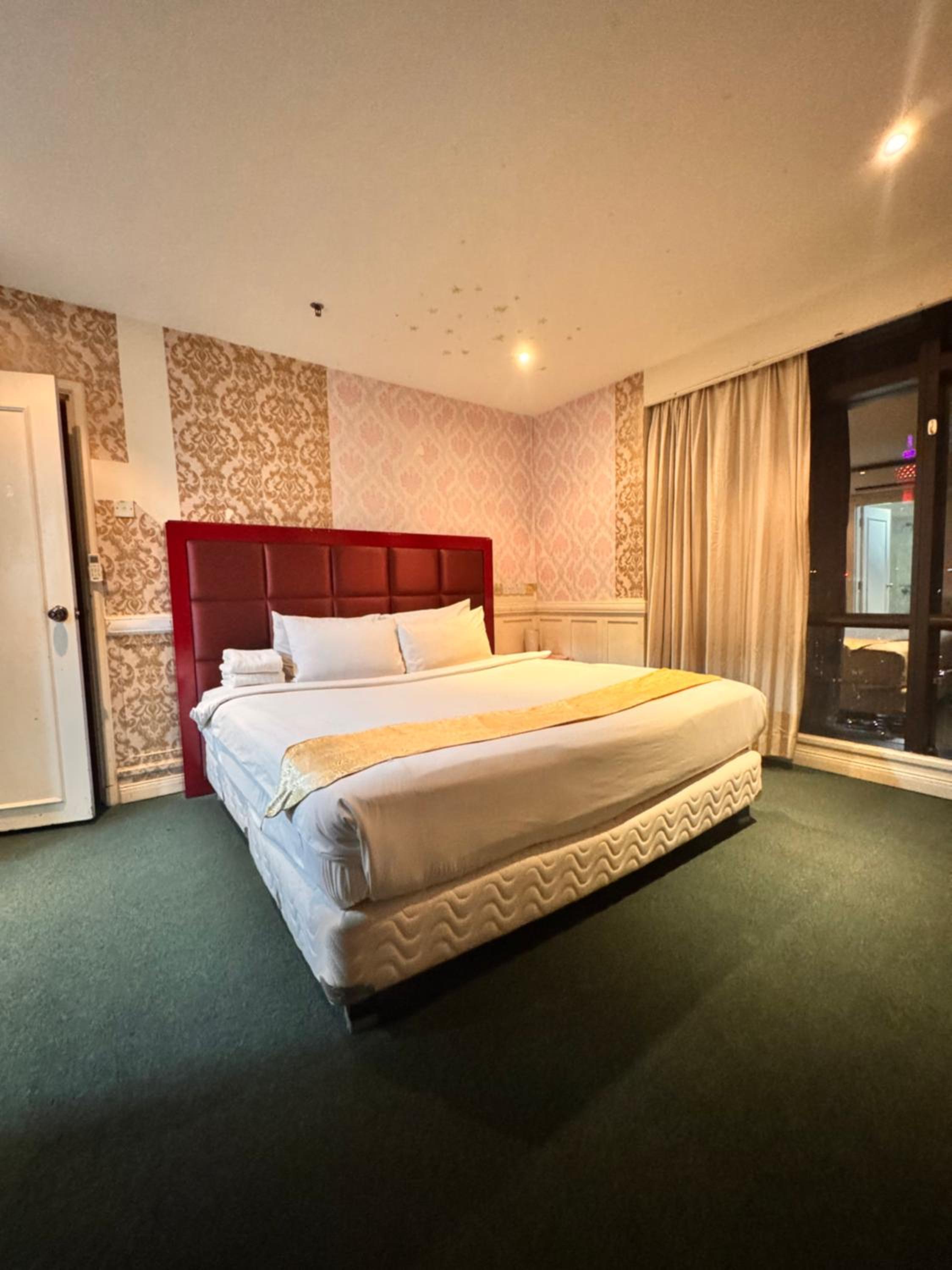 Regal Service Suite at Times Square, Kuala Lumpur