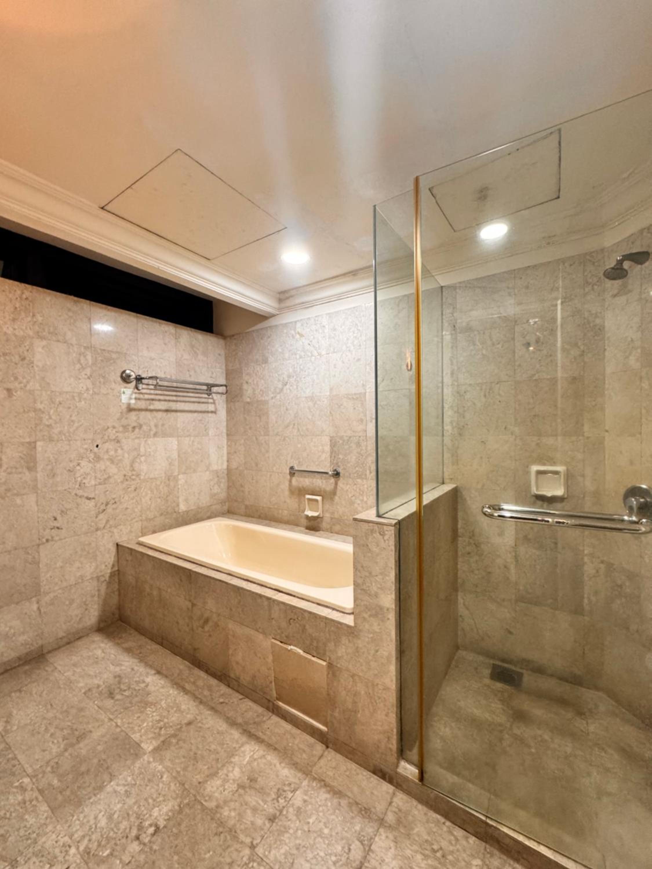 Regal Service Suite at Times Square, Kuala Lumpur