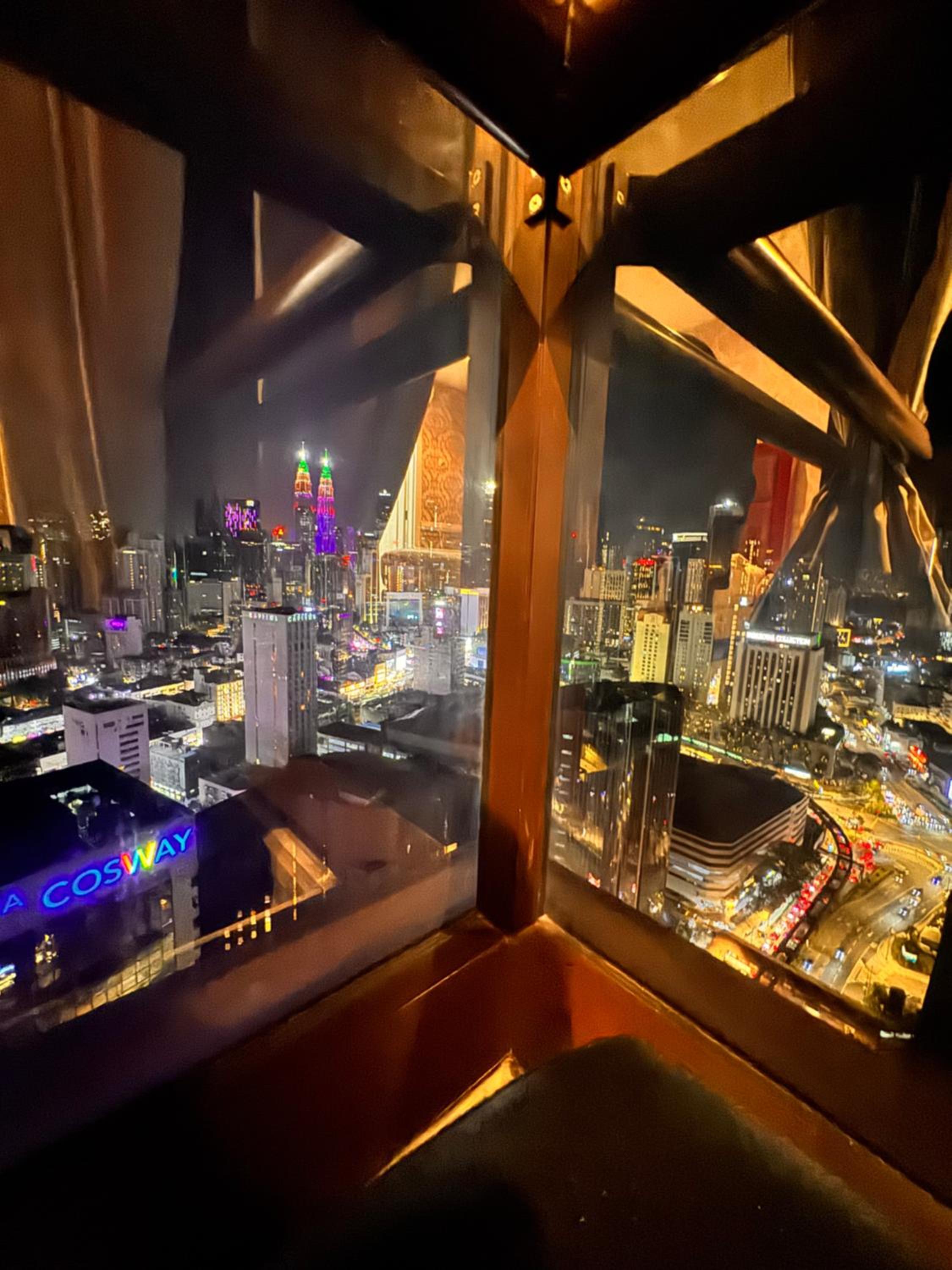 Regal Service Suite at Times Square, Kuala Lumpur