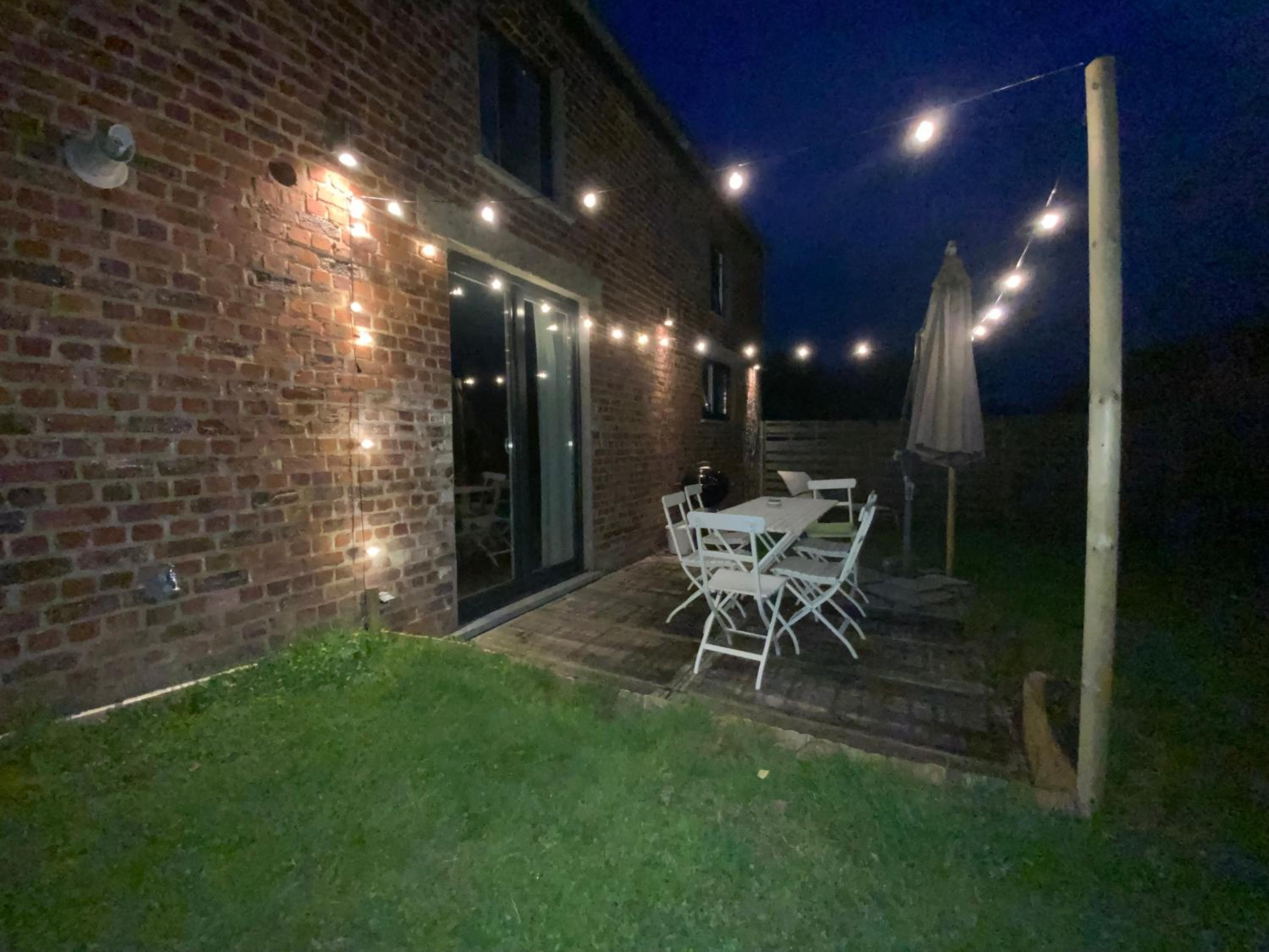 Jolie maison avec jardin.