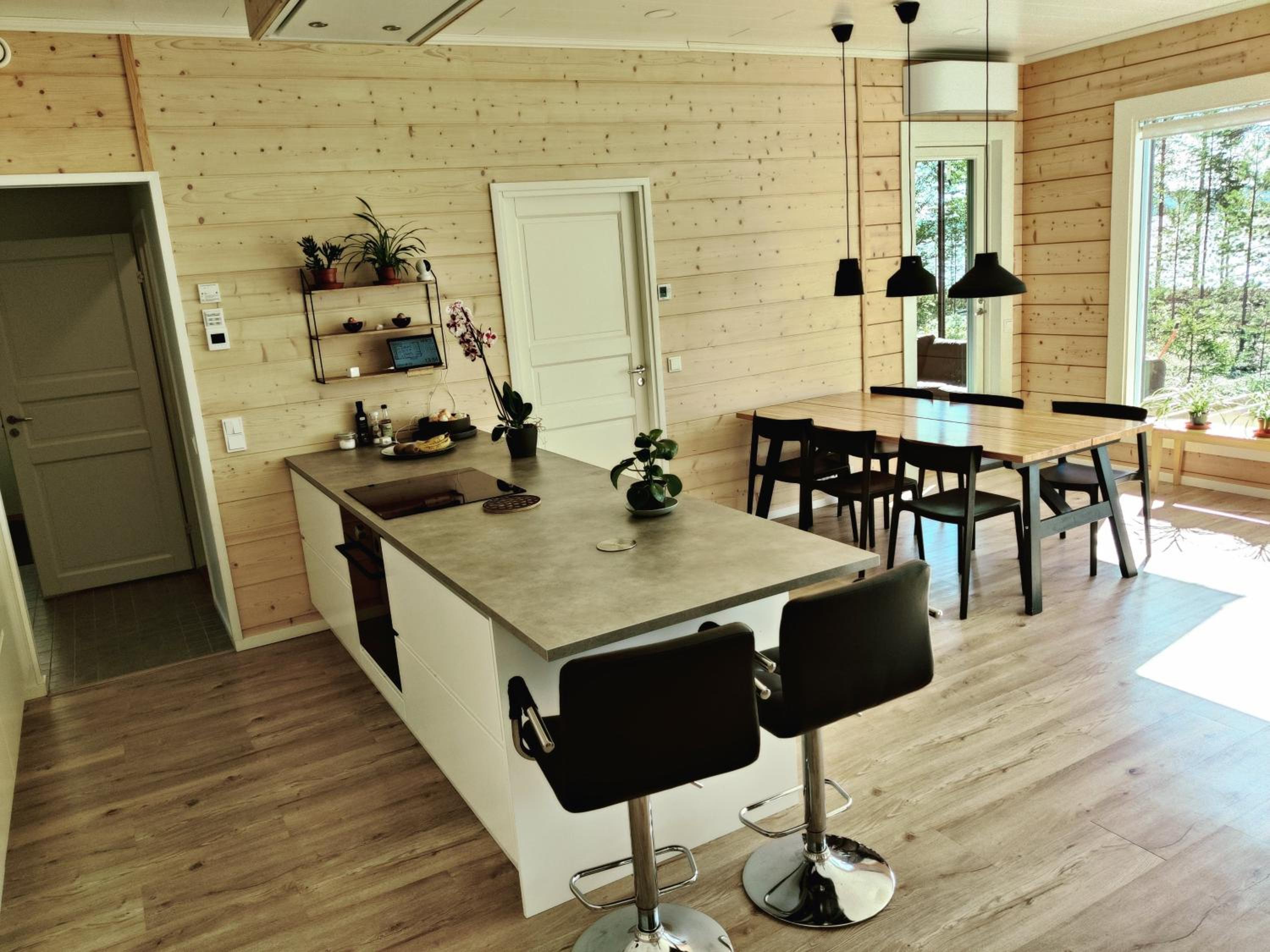 Lakeside Aurora Haven Modern 3BR Family Espace