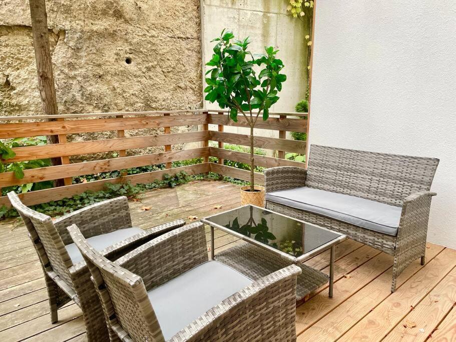 Premium Apartment with Terrace - Free Parking