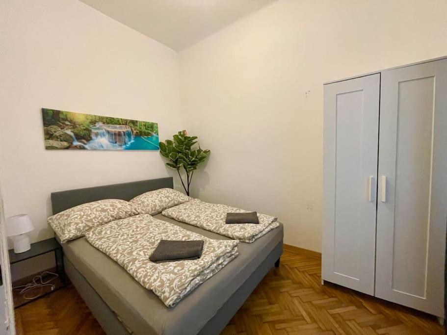 Premium Apartment with Terrace - Free Parking