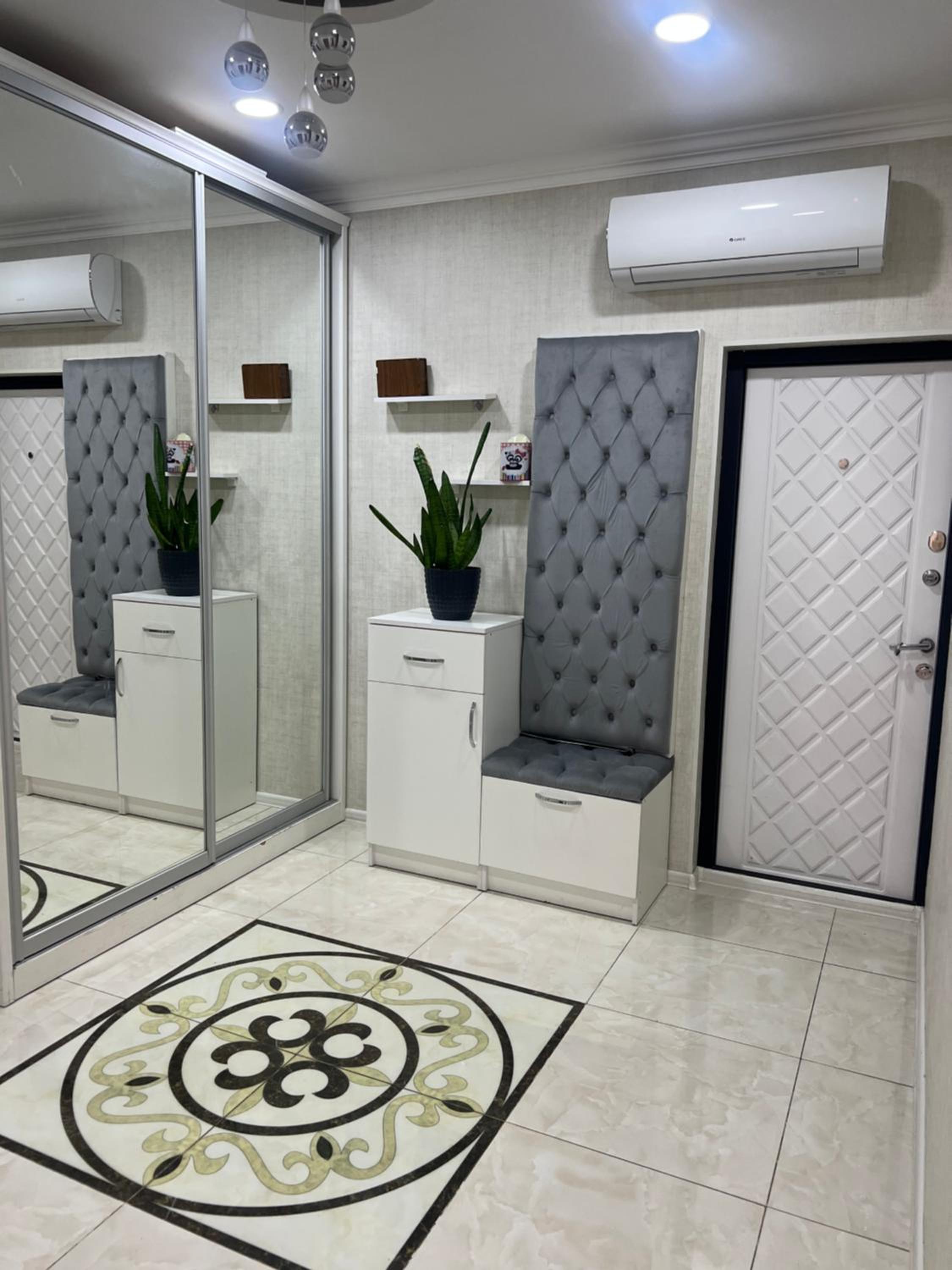 Apartament near Metro