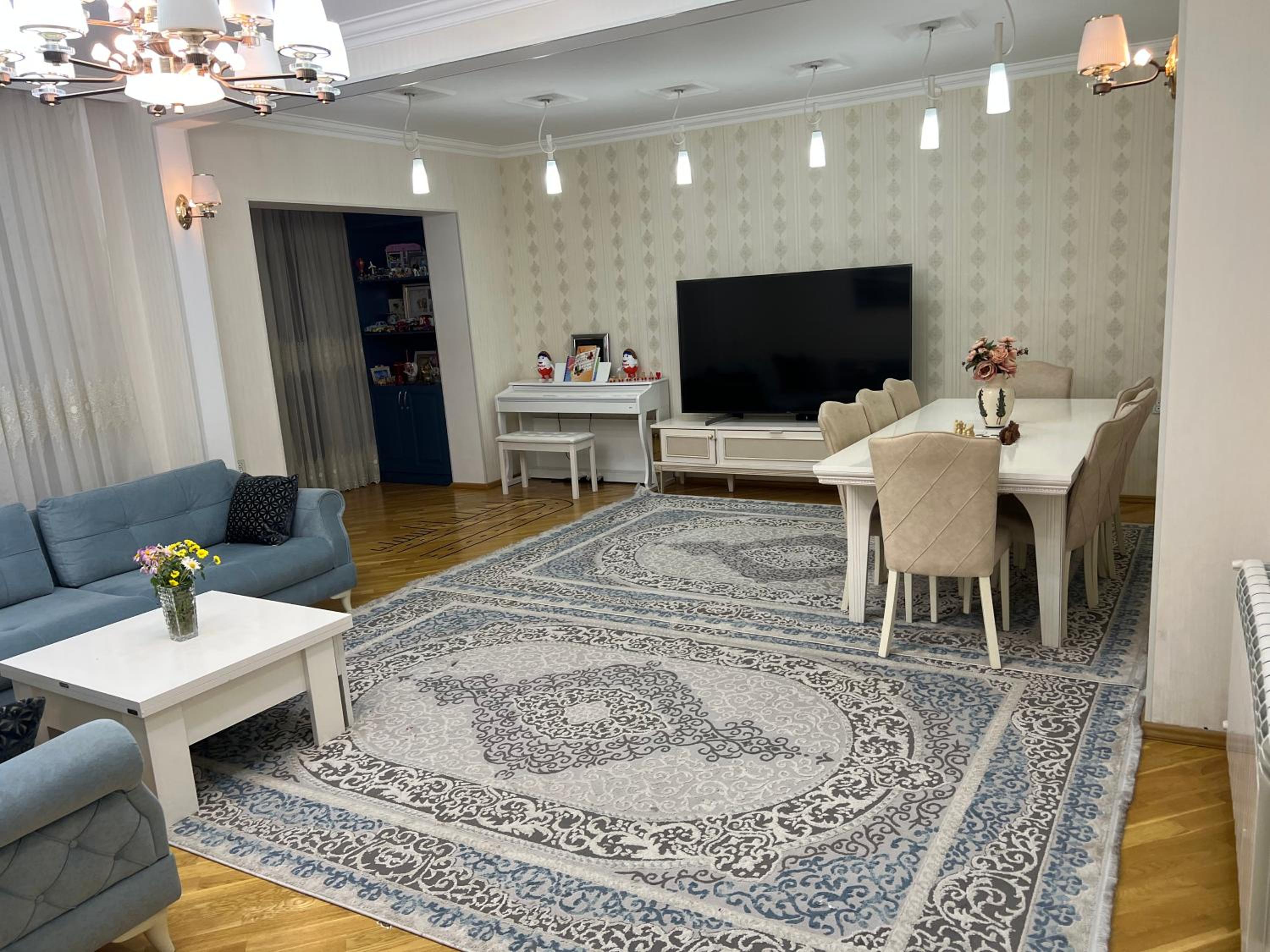 Apartament near Metro