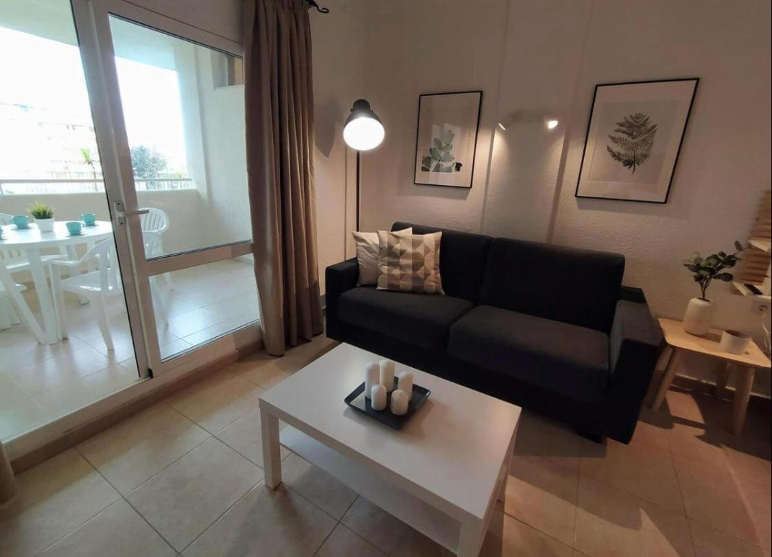 EL ESTUDIO DE LA PLAYA Sunny Holidays Benalbeach