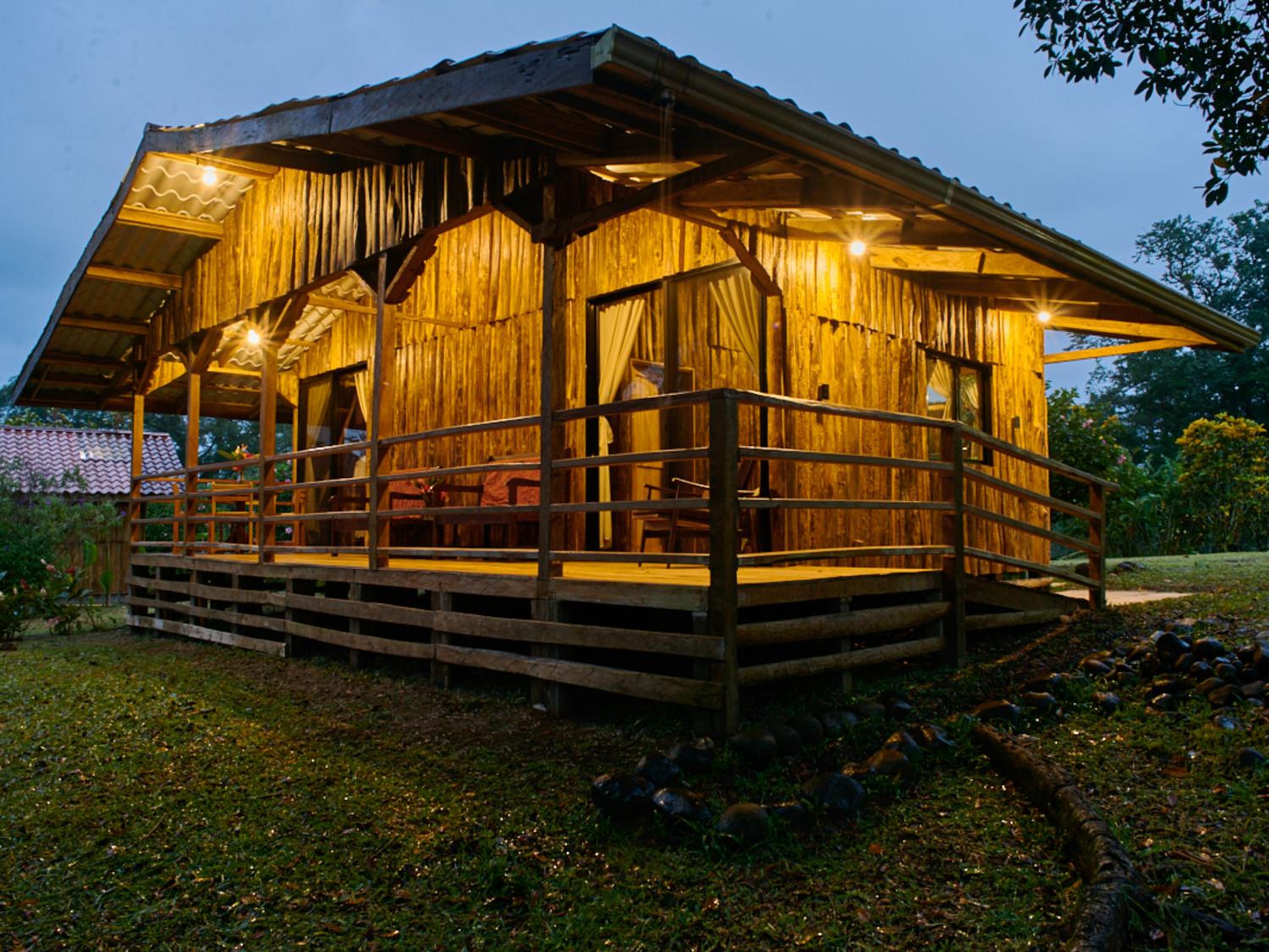 Santa Maria Volcano Lodge Hotel & Restaurante