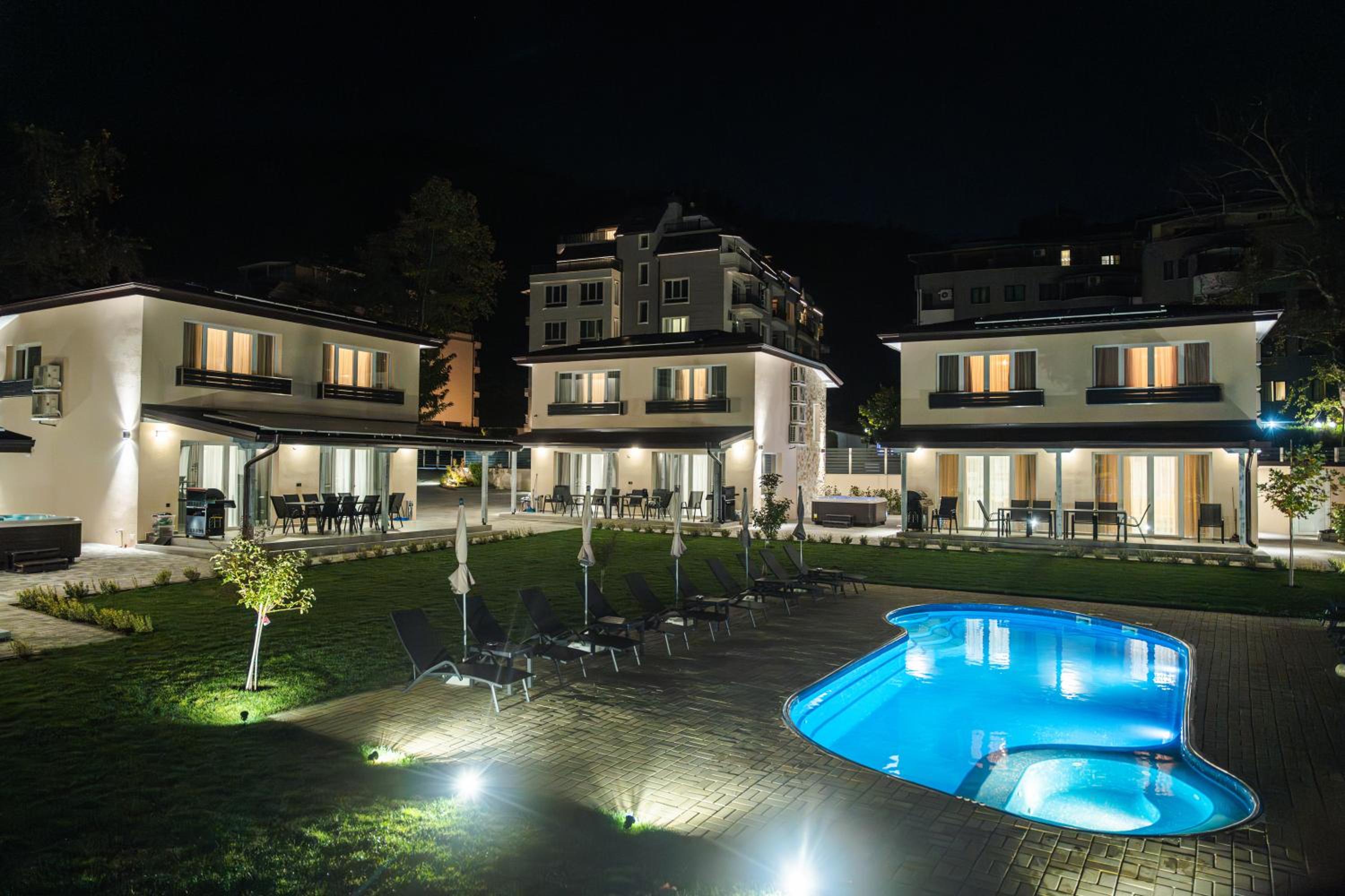 ENEVI Guest Houses-Къщи за гости Еневи