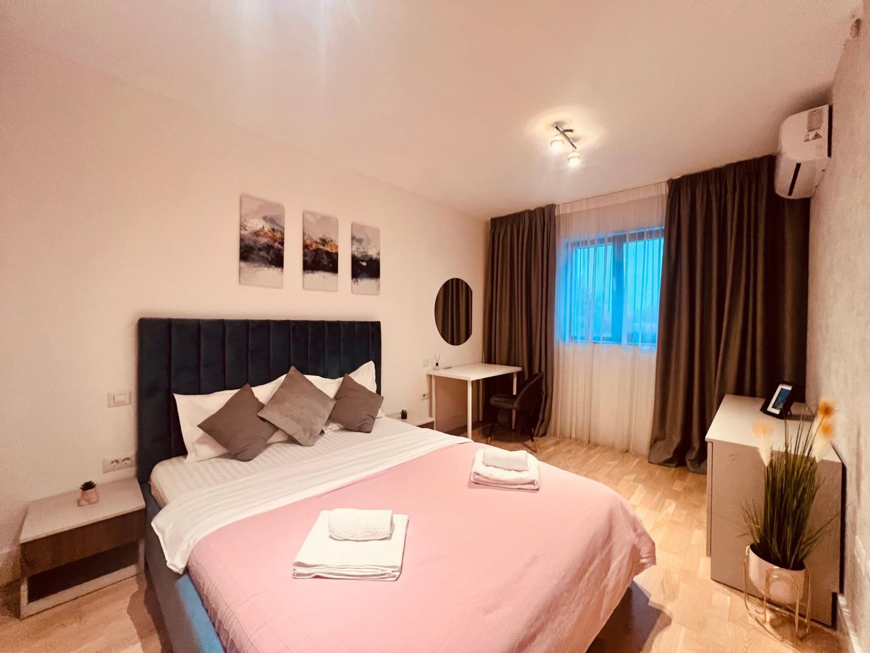 102 Hideaway I 1 BR apartment in Aviatiei view 3