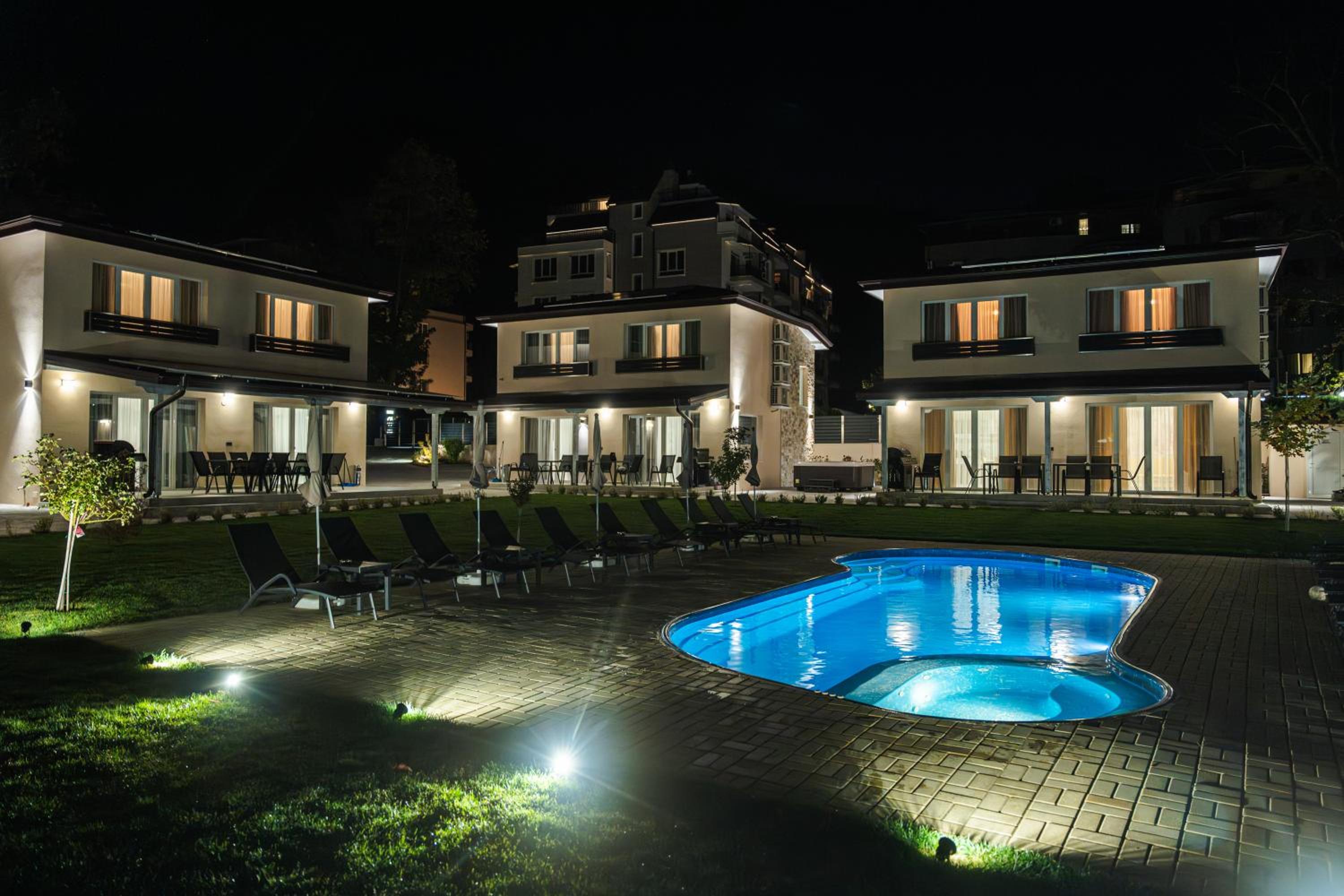 ENEVI Guest Houses-Къщи за гости Еневи