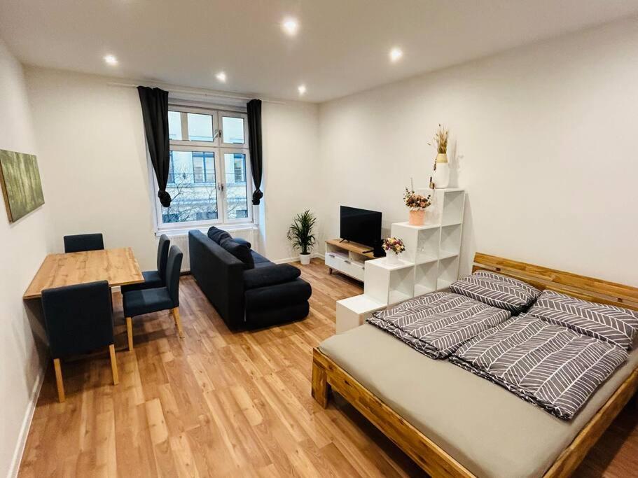 Sunny Central Premium Apartment