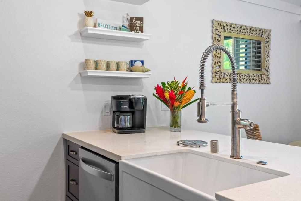 Beautiful 1br condo with air conditioning in Kiahuna Paradise