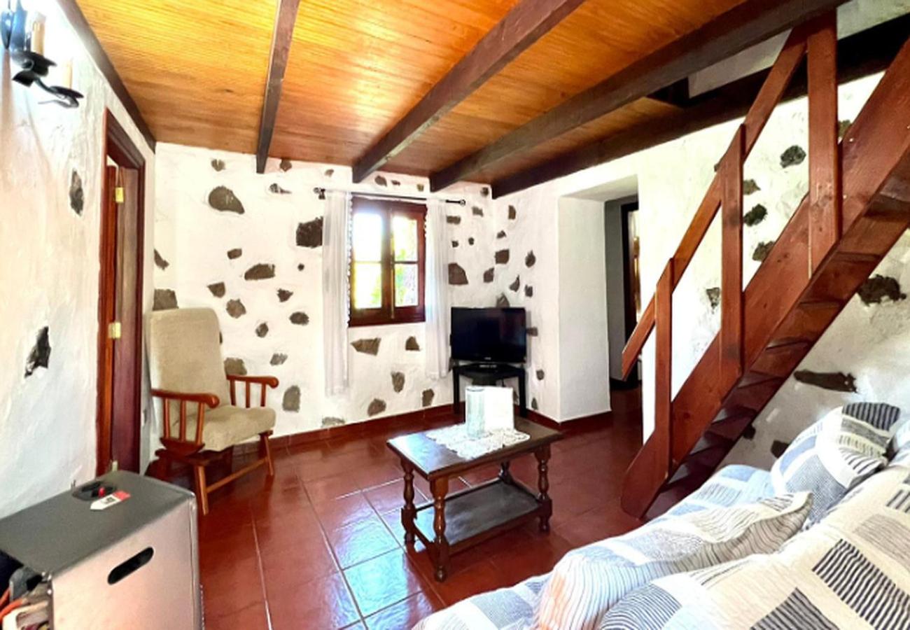 Casa rural con altillo con hermosas vistas