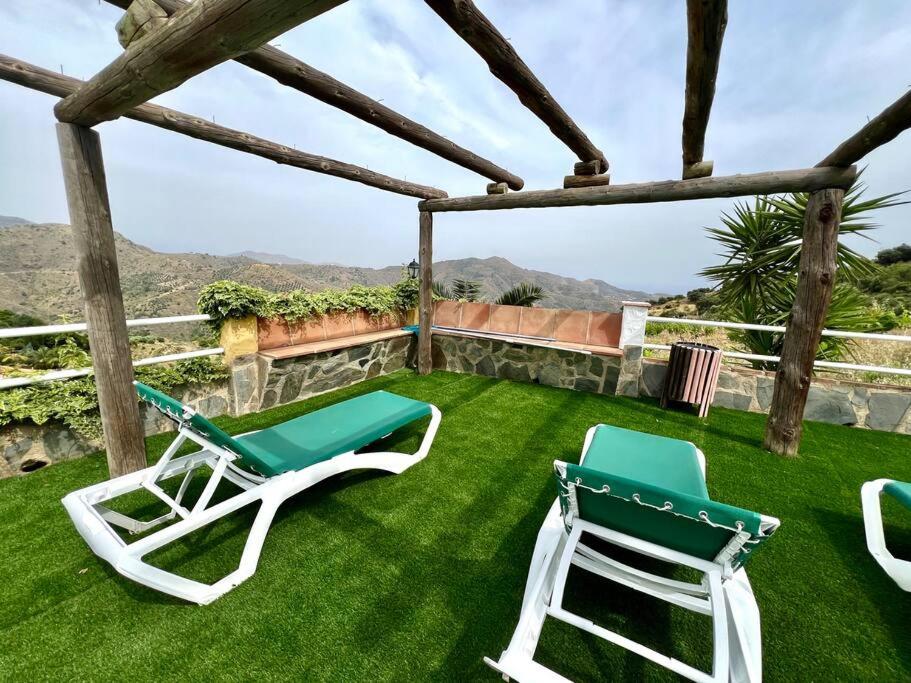 RentitSpain Rincón Andaluz Entorno natural, vistas y piscina