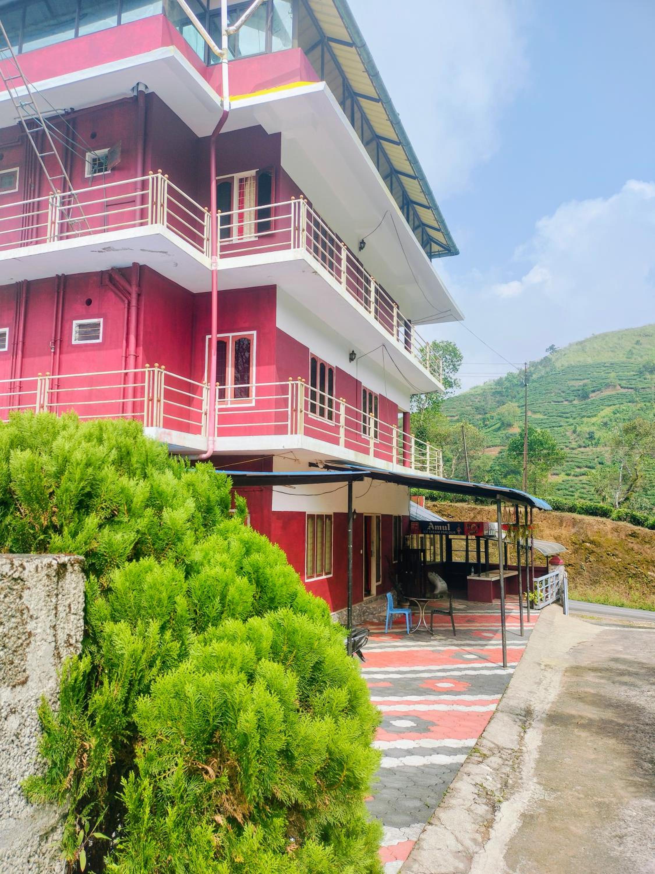 MAVERICK HOLIDAYS INn VAGAMON RESORT 3 view 2