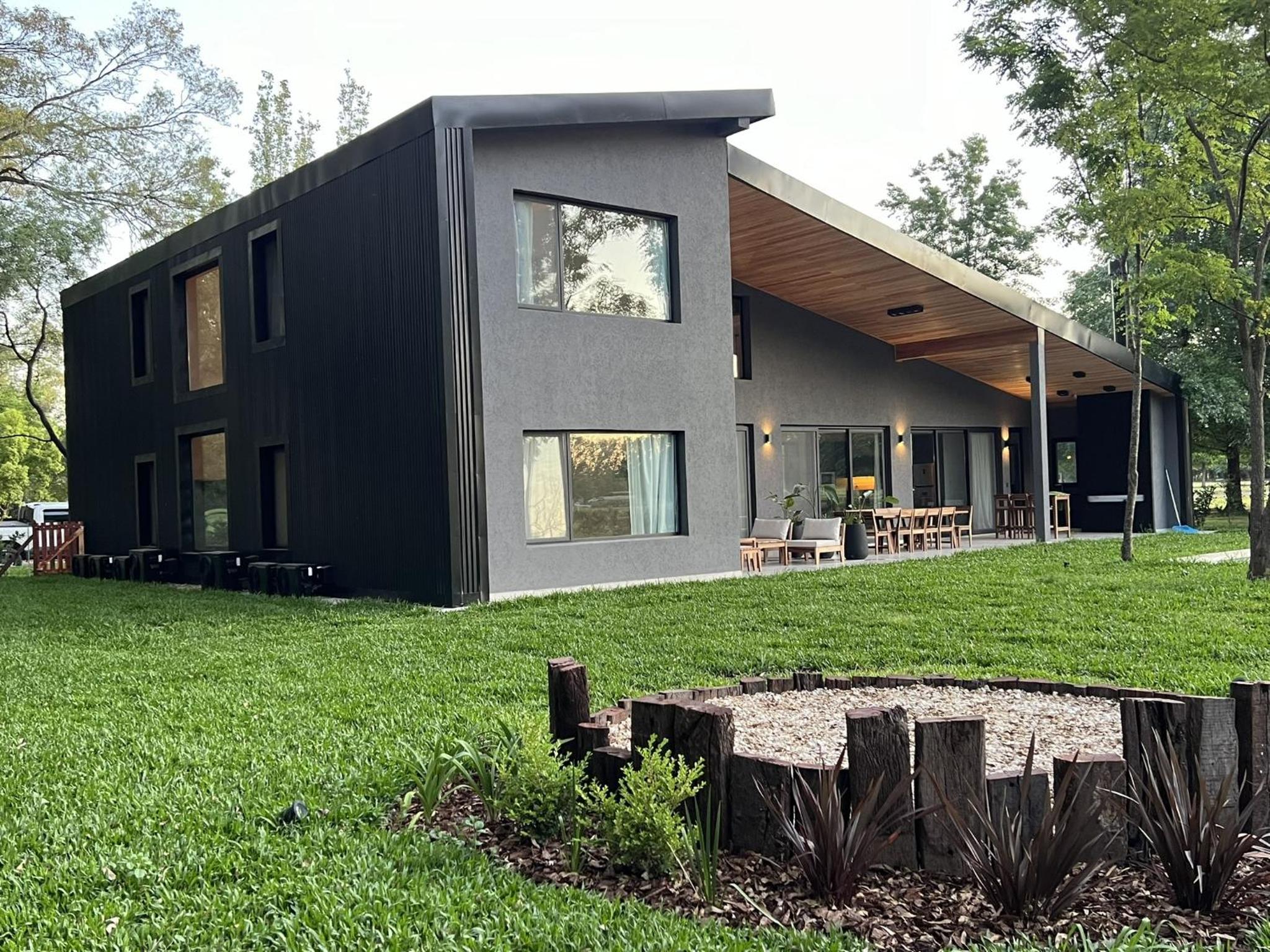 RentUp - Diseño exclusivo espacios unicos Tessalia Casa Polo