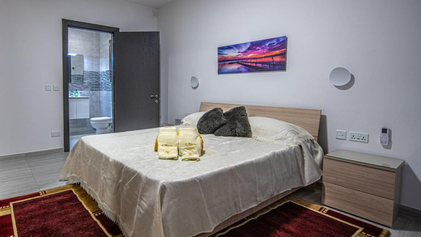 Palm Court Luxe Stay photo 2