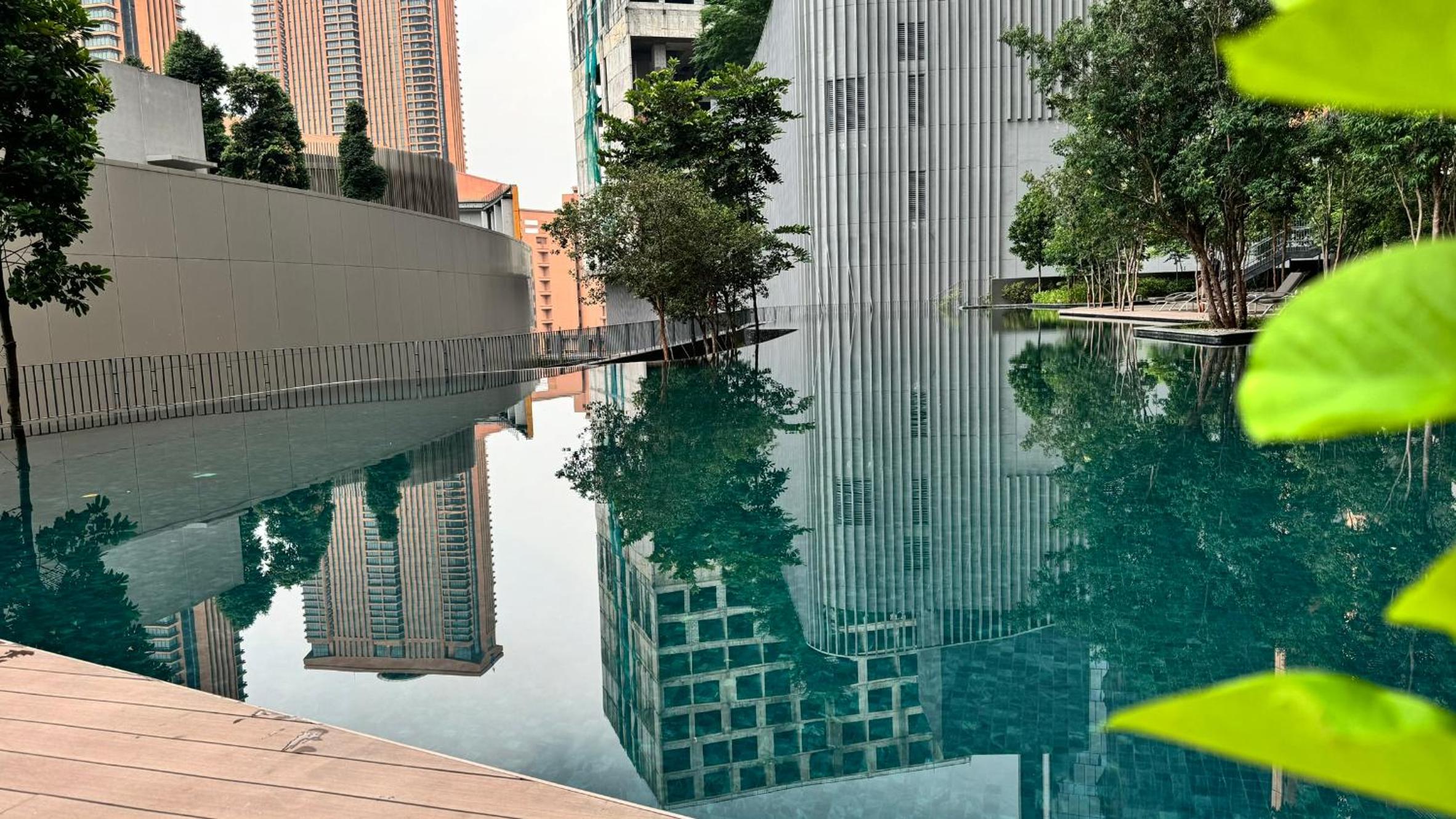 Malay Oasis & BirdEye KLCC View with Infinity Pool