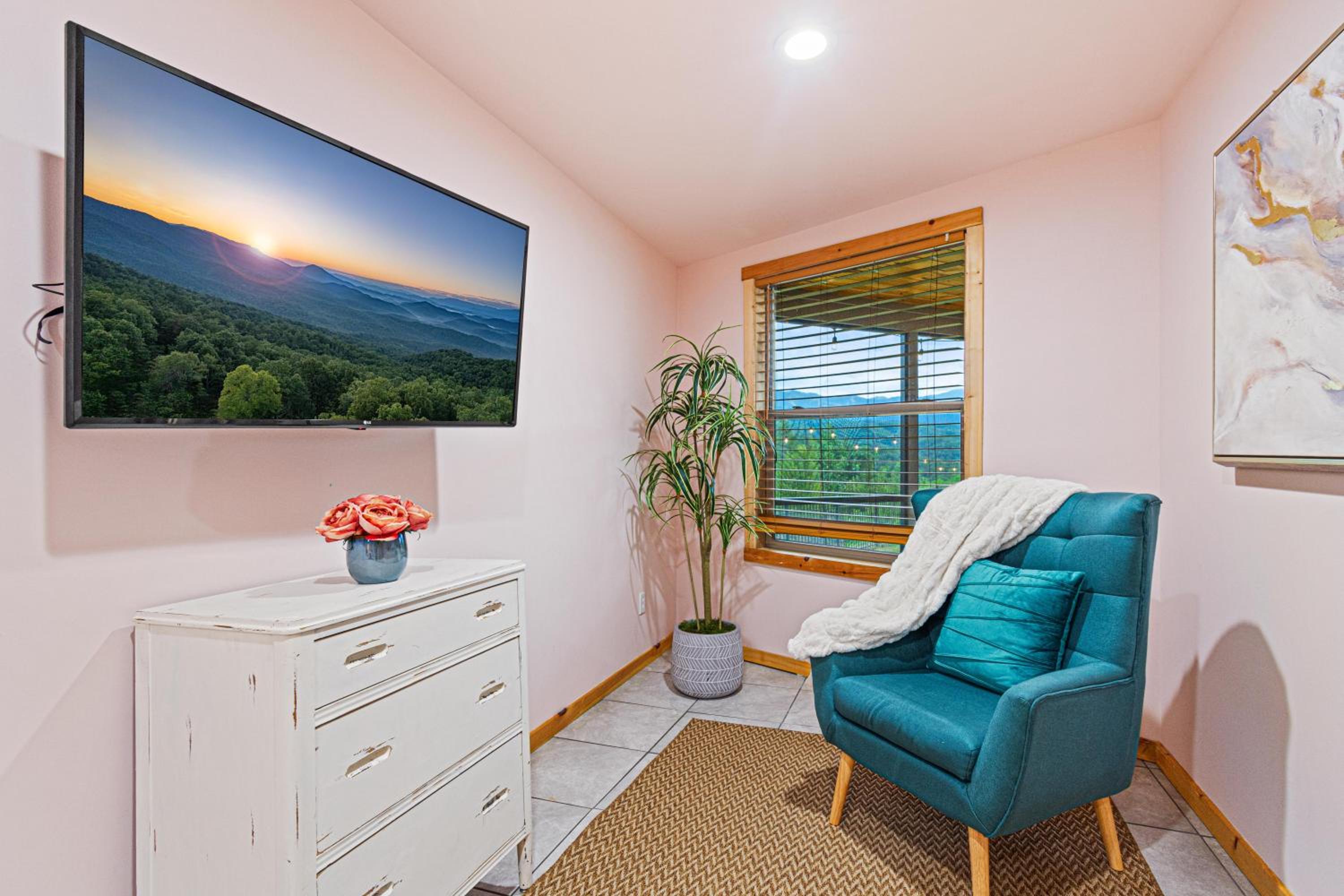 Panoramic Views-Fire Pit-Hot Tub-Arcade