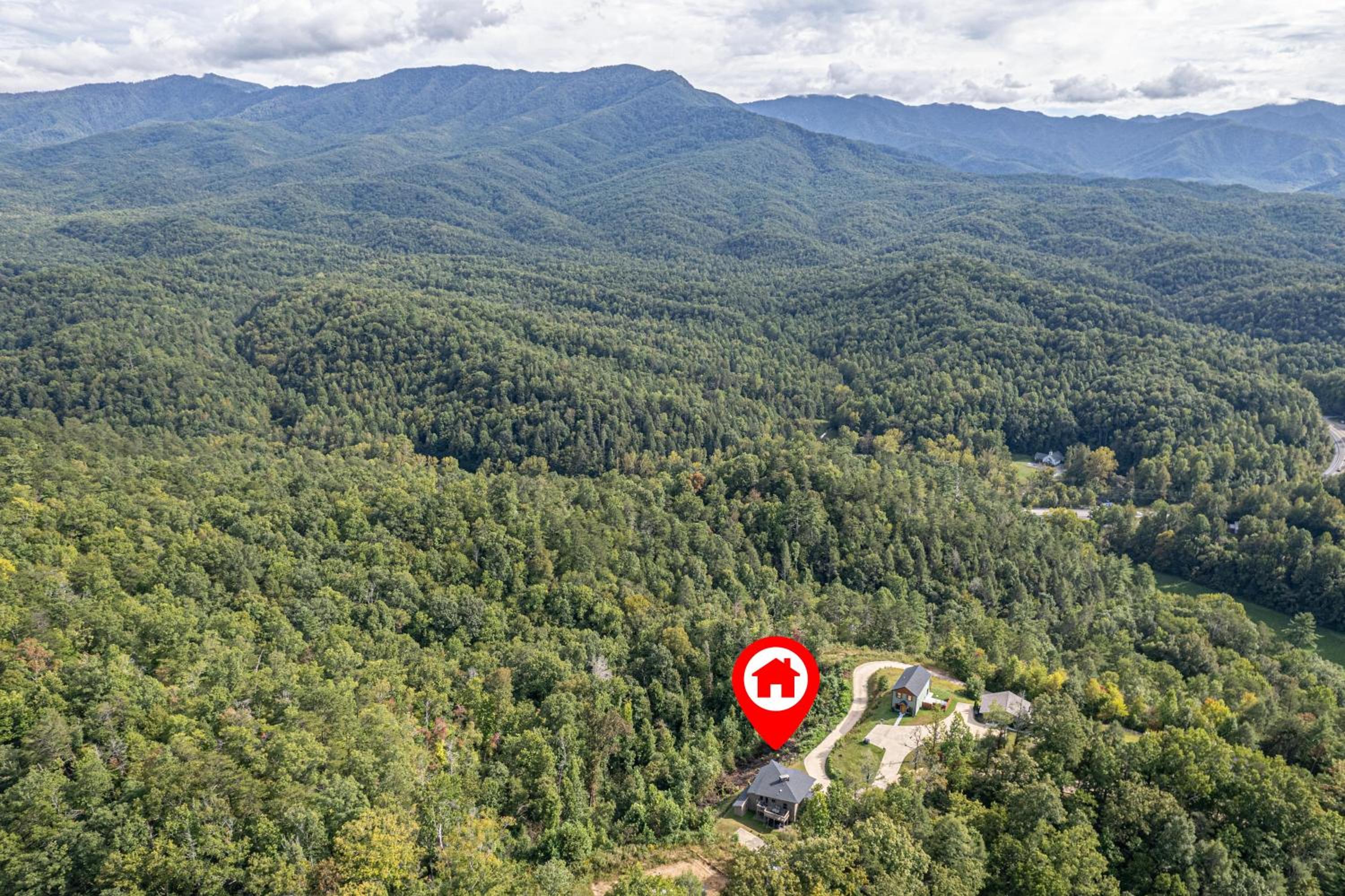 Panoramic Views-Fire Pit-Hot Tub-Arcade