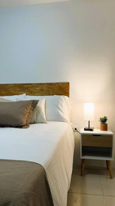 Modern Apartment Escalón Fast WIFI Parking FREE view 4