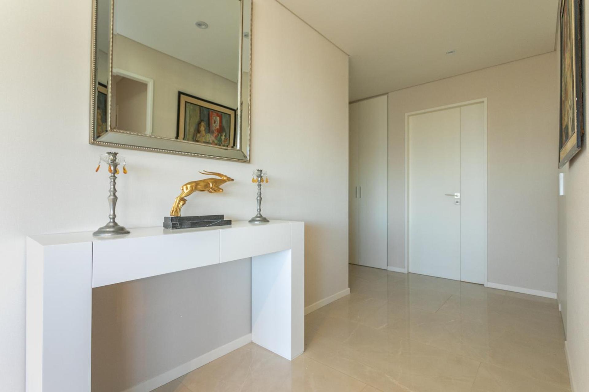 Deco Armani Stunning Apartment