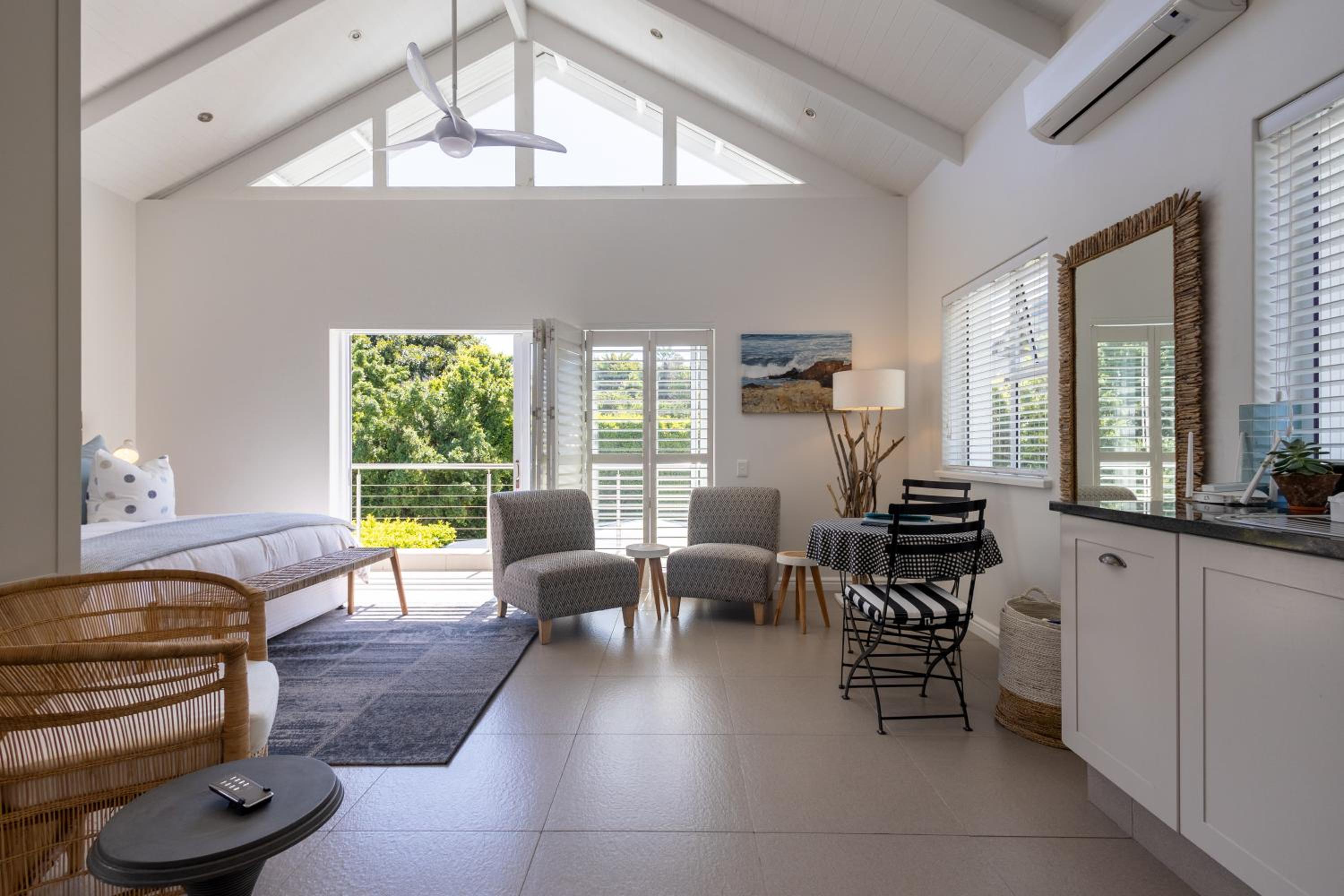 Stableford Beachhouse Top Apartment view 5