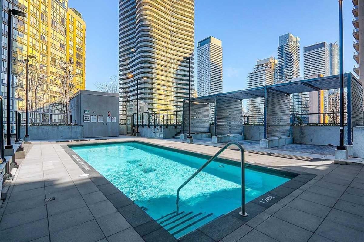 Luxury view in Toronto Downtown two bed room three bathroom one parking