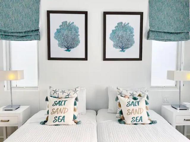 Westmoreland Hills 10 by Island Villas