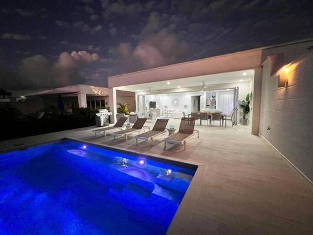 Westmoreland Hills 10 by Island Villas