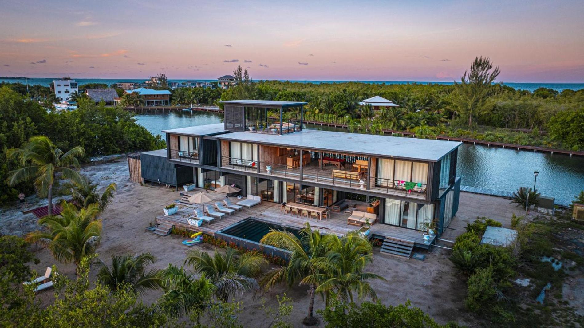 Shadow Sands - Modern Ocean Front Villa on Private Island