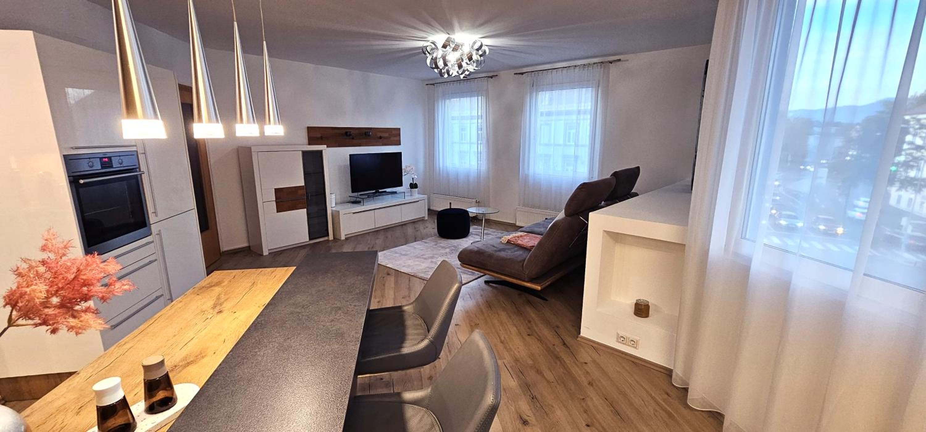City Apartment Klagenfurt Zentrum mit Self Check in und Tiefgarage RING41