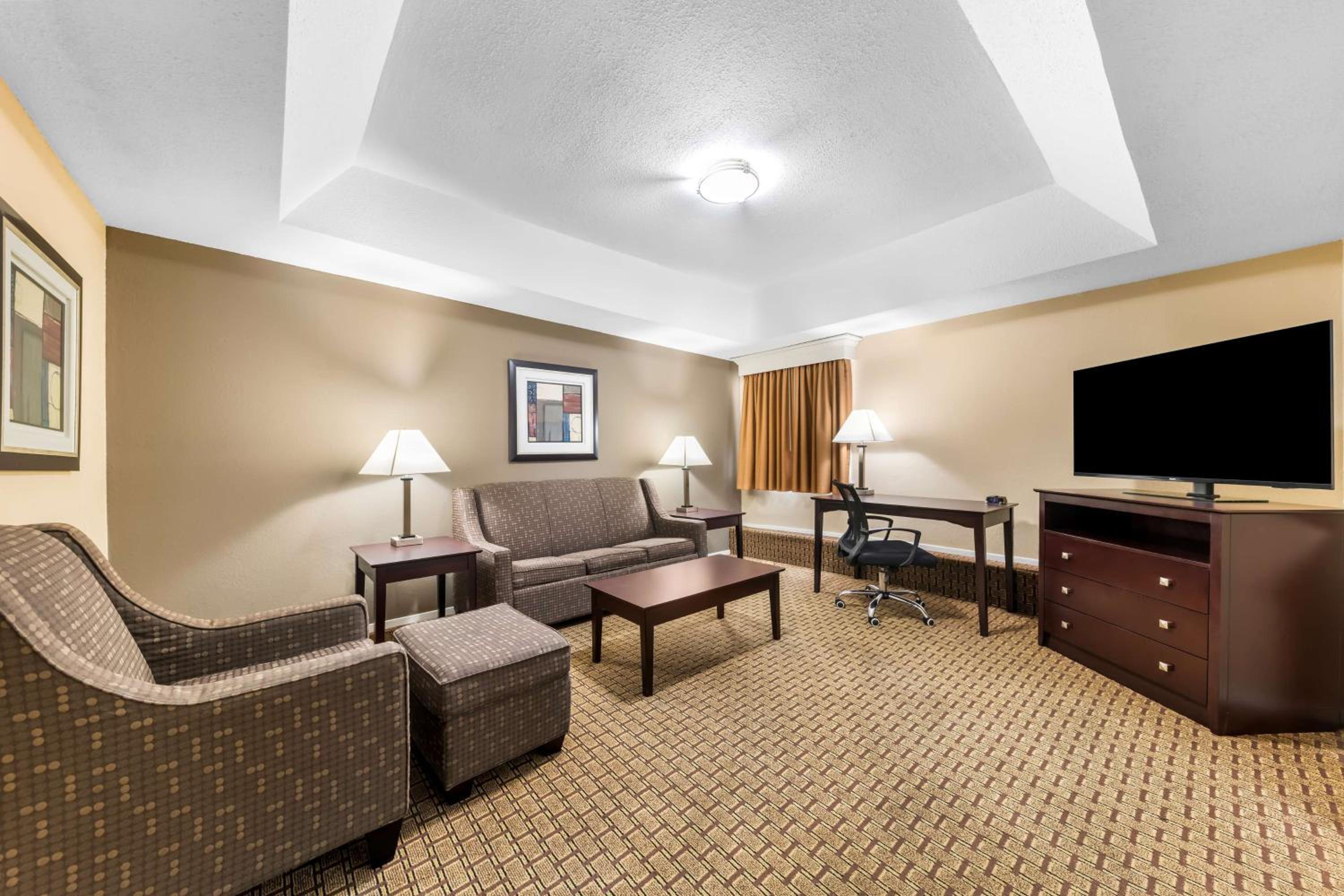 Durant Vacations - Best Western Markita Inn - Property Image 7