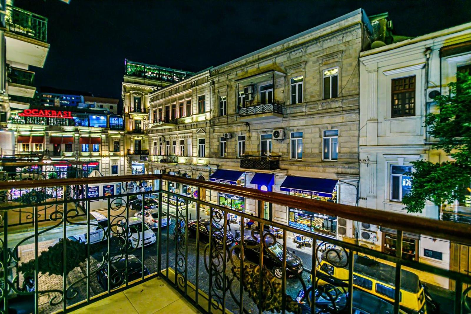 HOTEL APARTMENT ViP CENTER NİZAMİ STREET