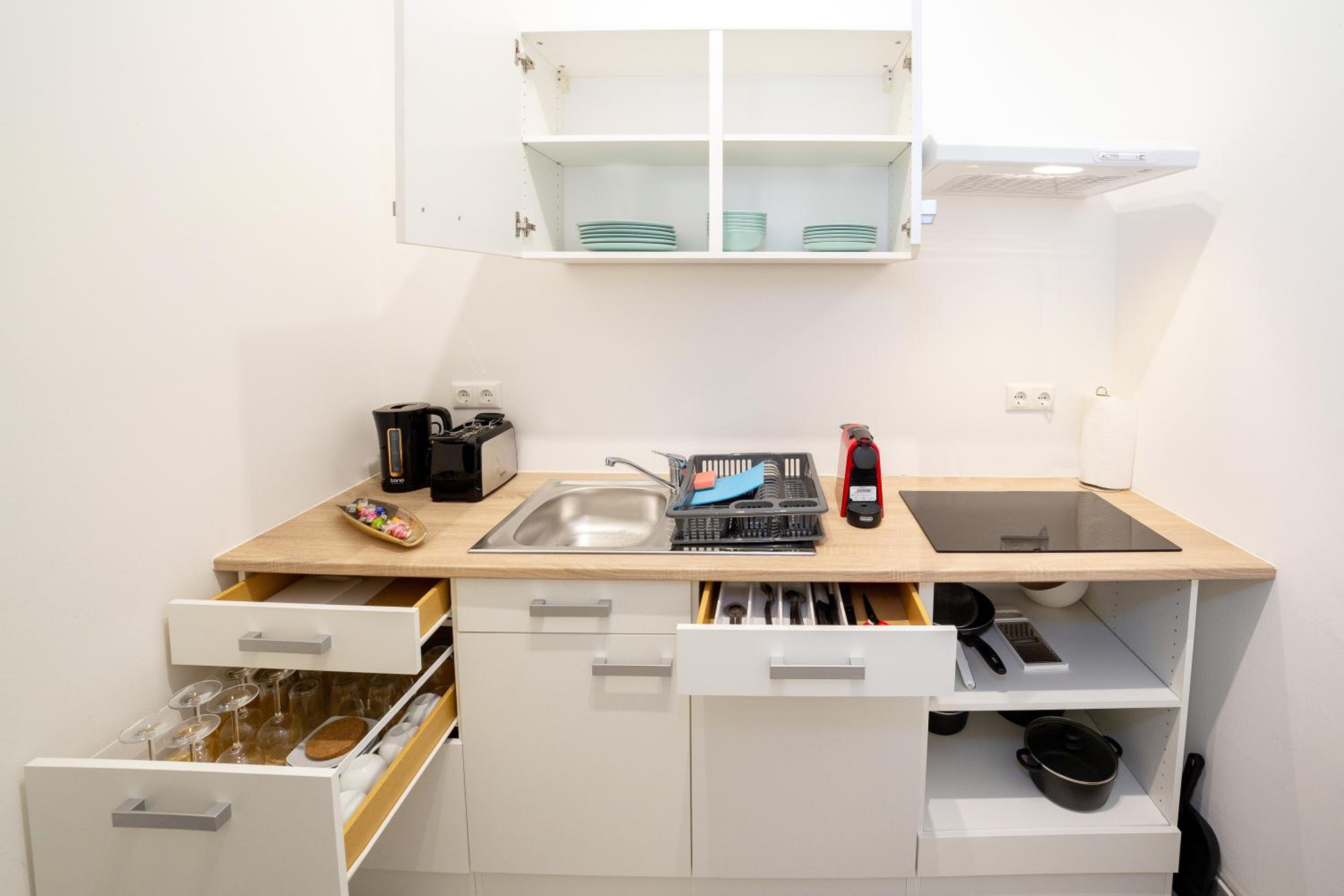 Calm & Cosy Apartment with Free Parking