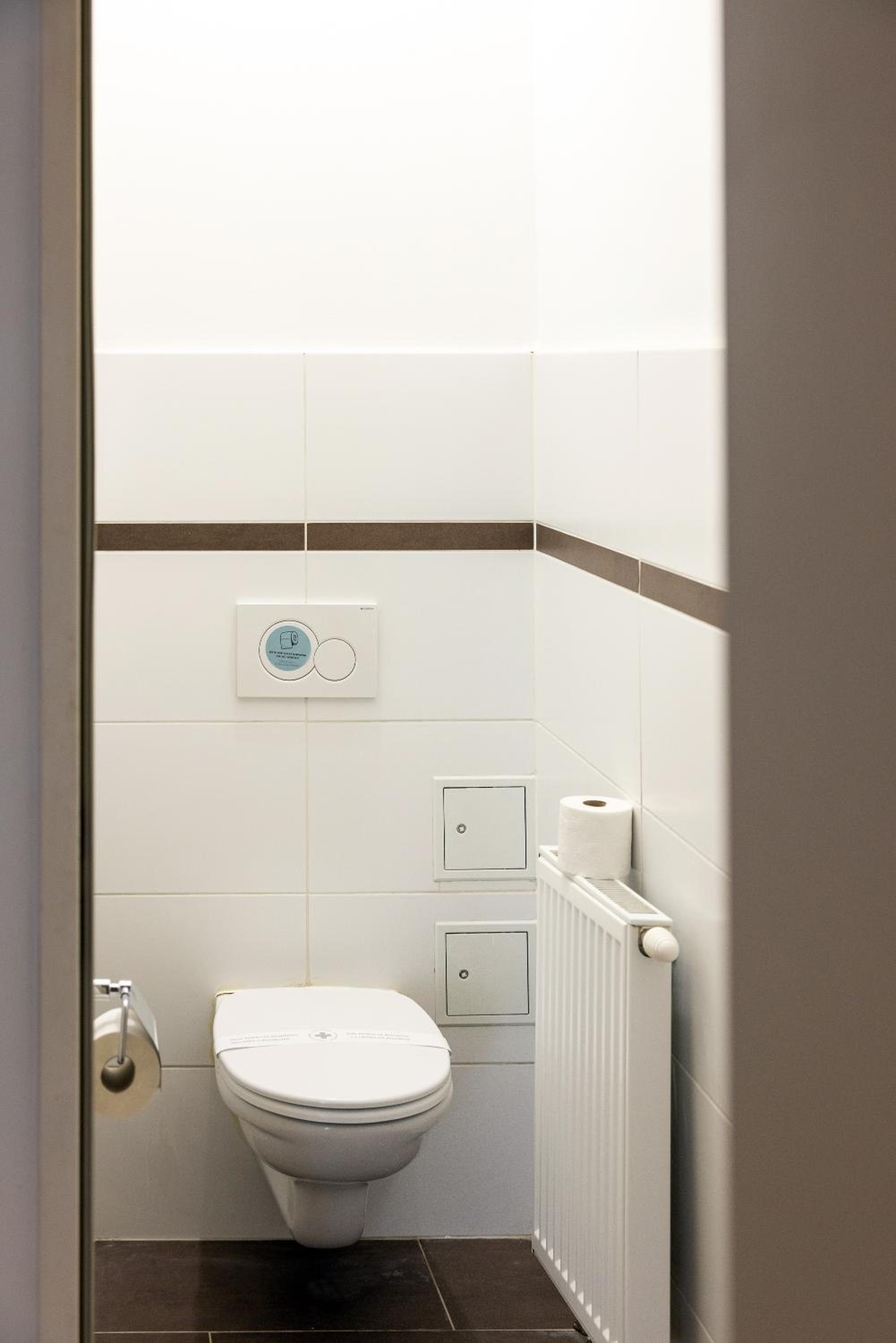 Calm & Cosy Apartment with Free Parking