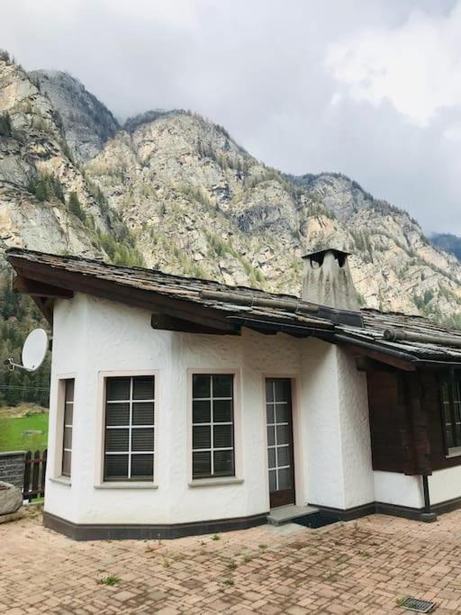 Studio Nina with Garage Direct train to Zermatt