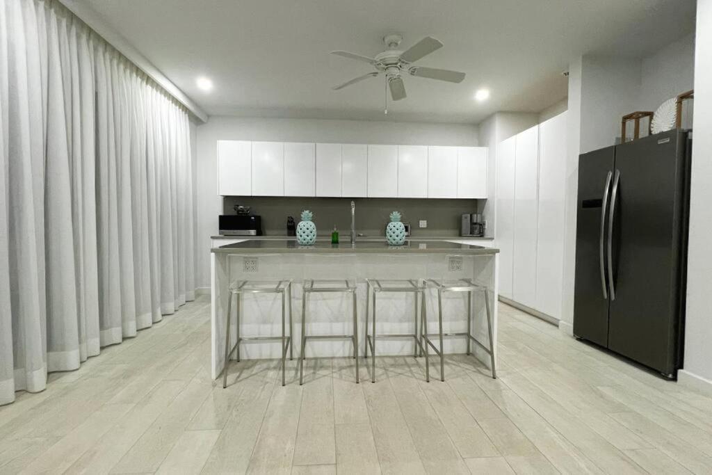 Westmoreland Hills 10 by Island Villas