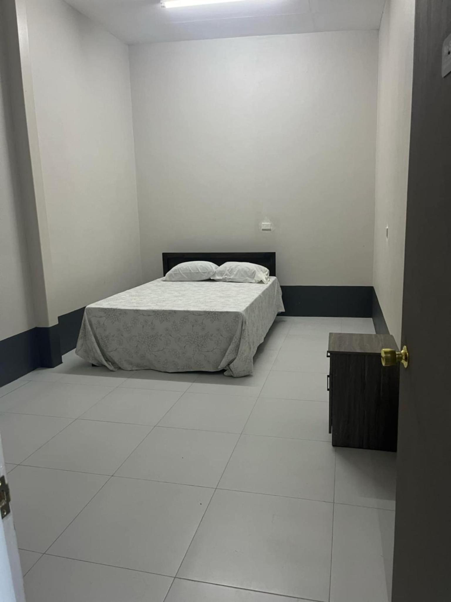 Kings Way Apartments