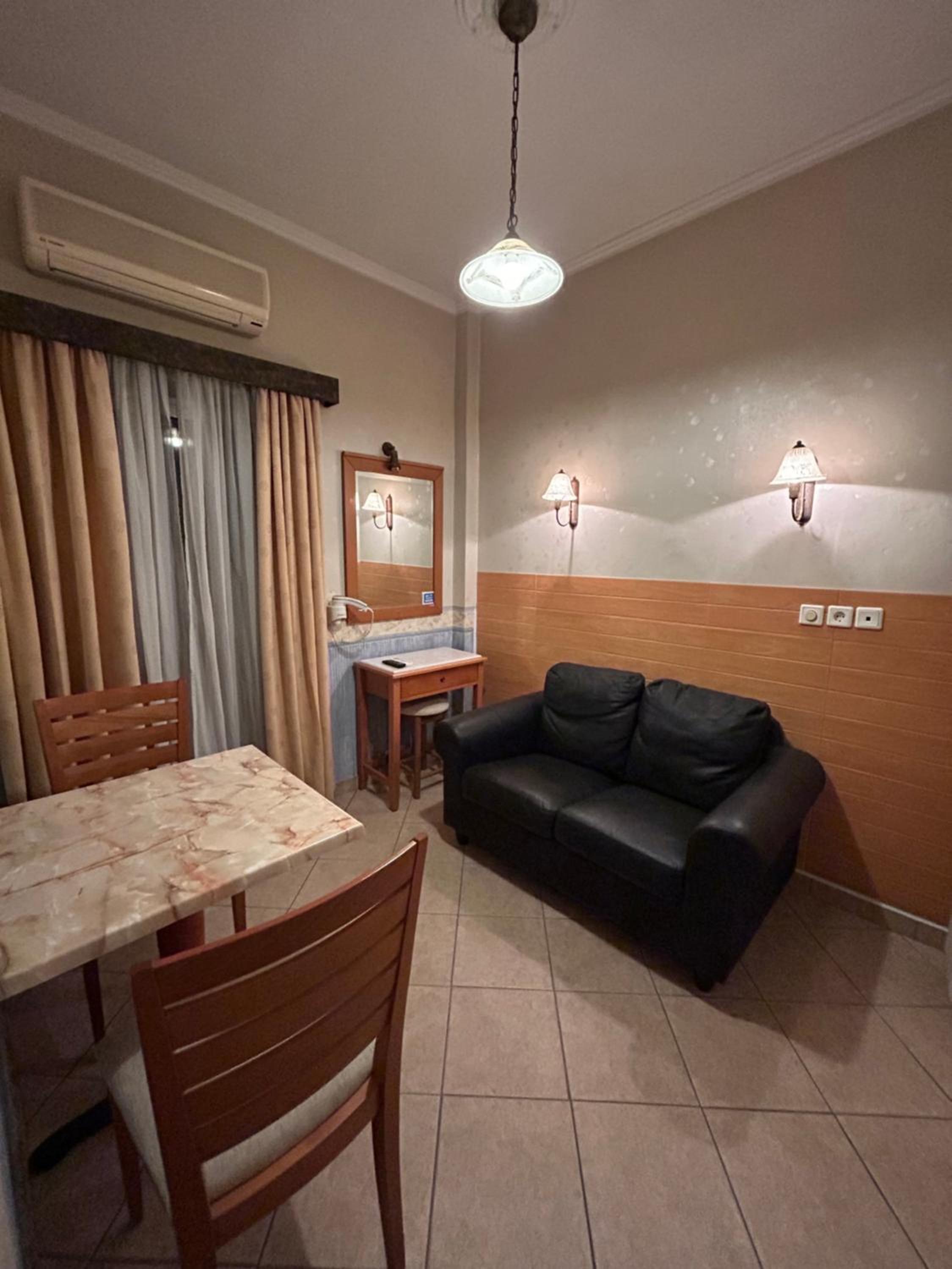 Arma Faliro Apartments