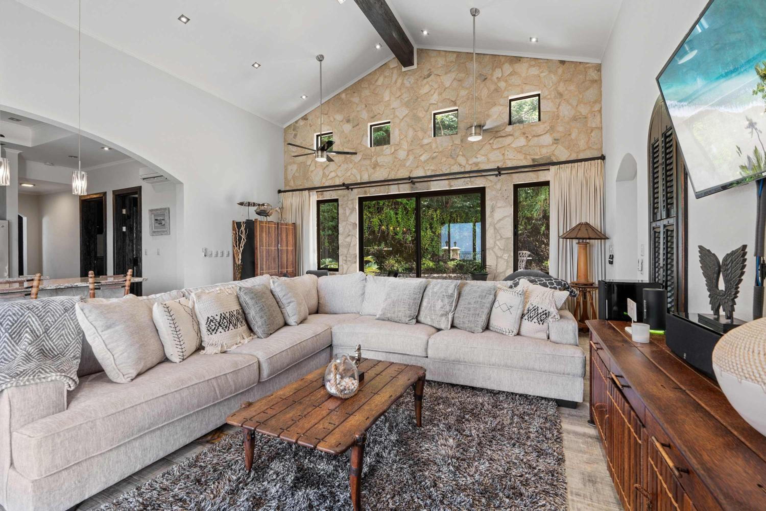 Luxurious 3 Bedroom Villa