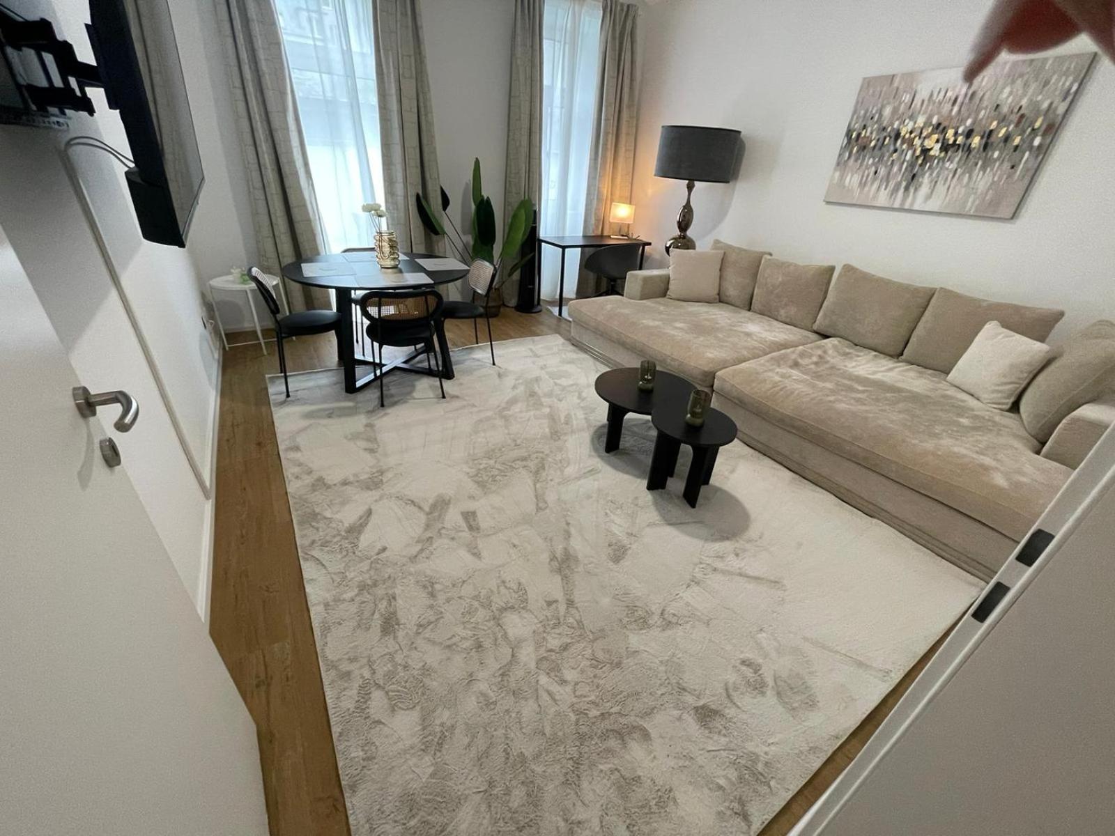 Brambilla Apartments