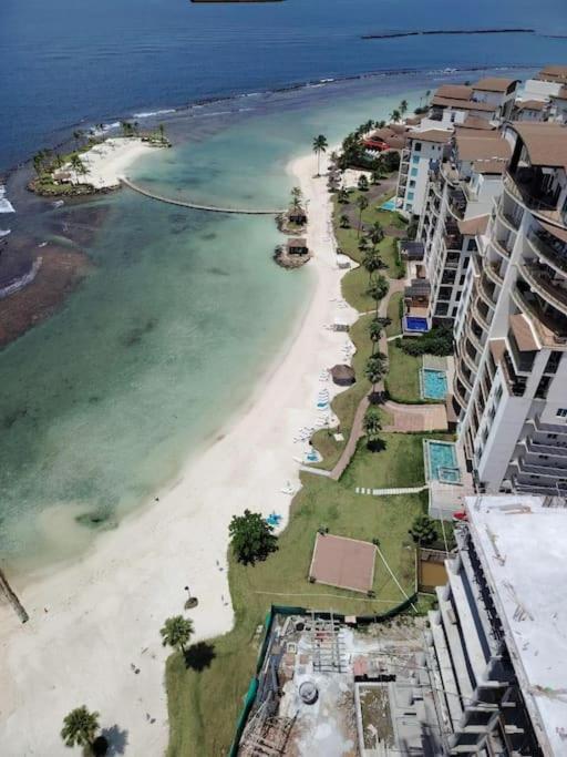 Beachfront in Playa Escondida