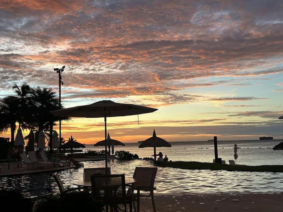 Beachfront in Playa Escondida