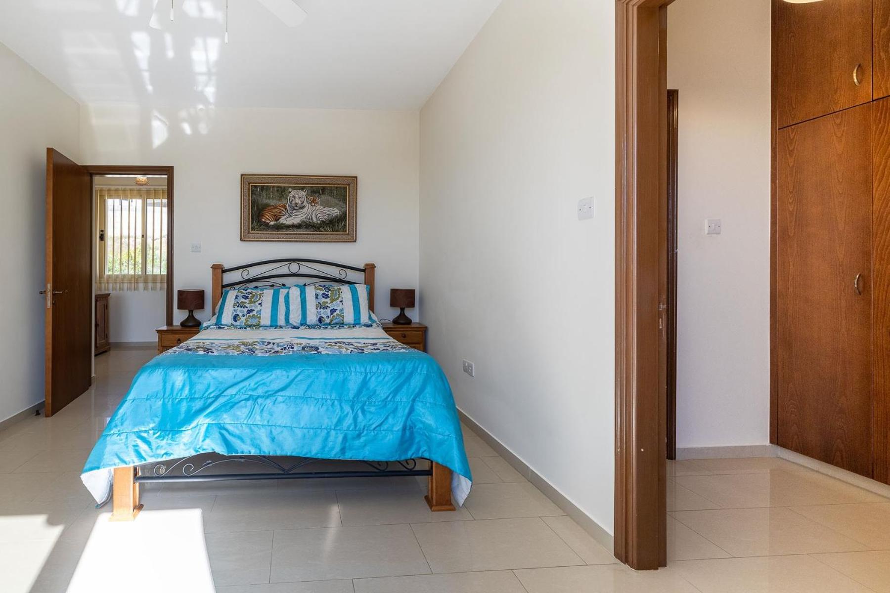 Sea View Villa with Private Pool in Coral bay