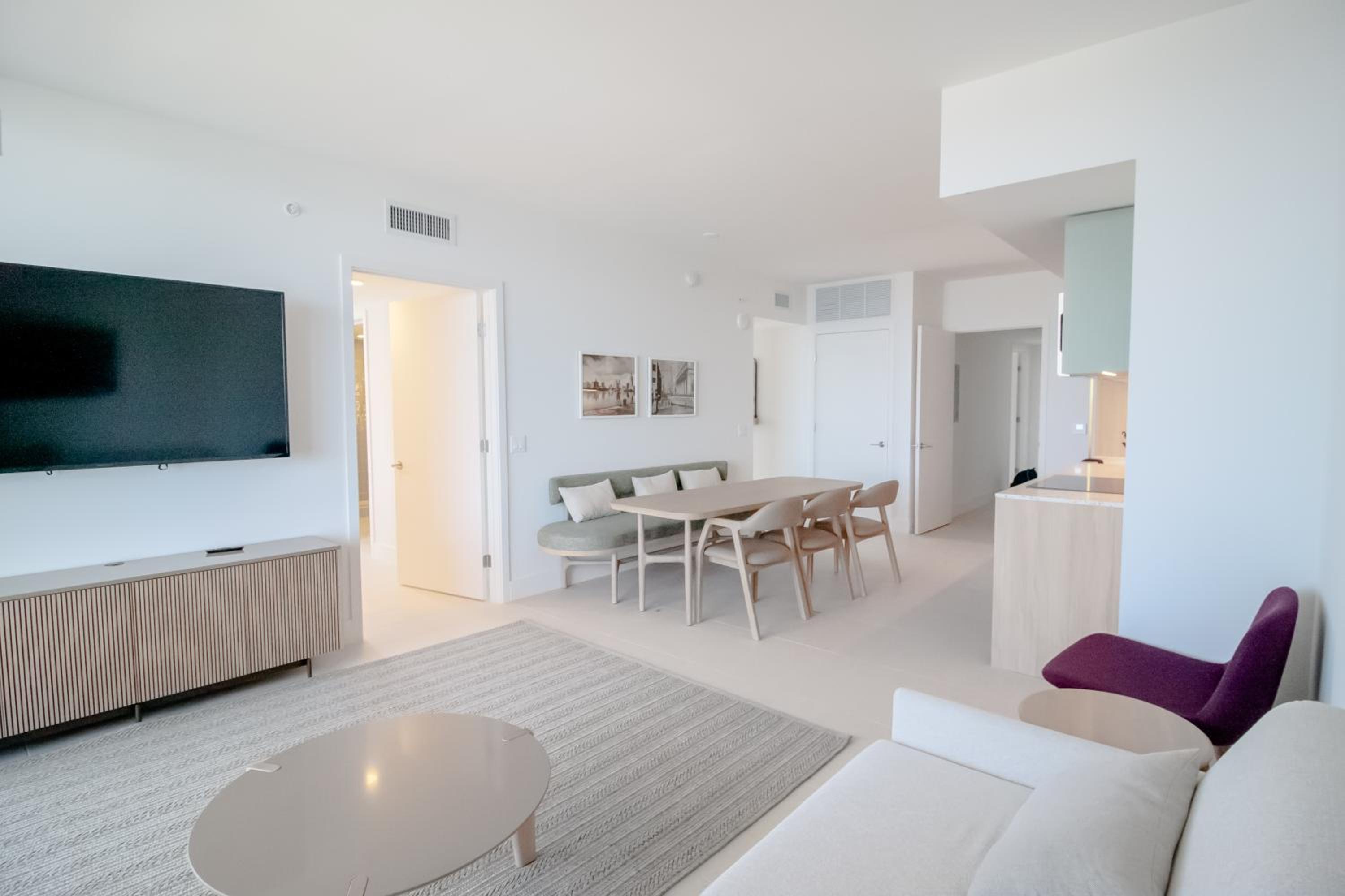 Luxurious Downtown Escape